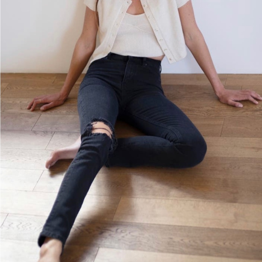 Reformation Liza High Waist Straight Leg Jeans In Faded Black Destroyed Sz 25